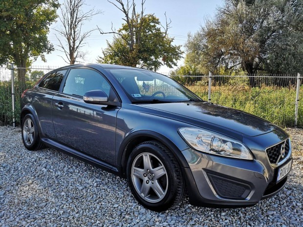 Volvo C30 1.6 D [D2] R-Design Szervizknyves.Di...
